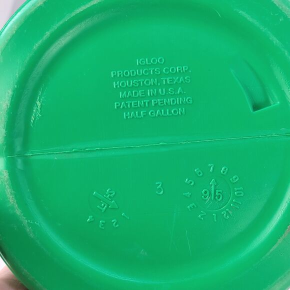 Igloo Pioneer Seed Corn Green Water Drink Jug Cooler 1/2 Gallon with Handle Vtg - Picture 5 of 7